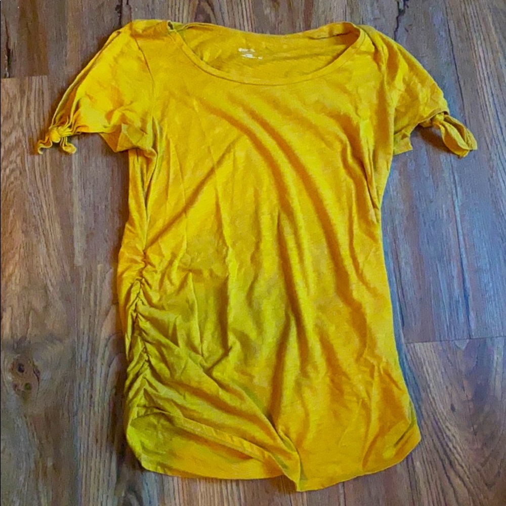 Maternity short sleeve tee